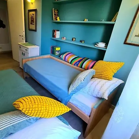 Apartment Domus Vincentis Eur -space&light - Center In 20min Rome