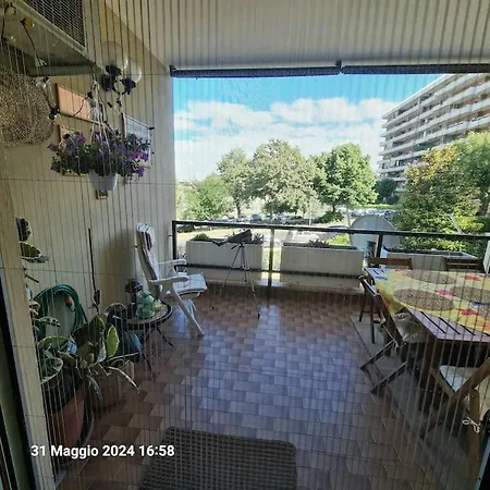 Domus Vincentis Eur -space&light - Center In 20min Apartment