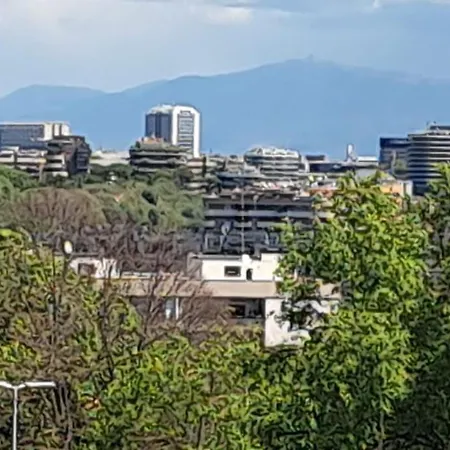 Domus Vincentis Eur -space&light - Center In 20min Daire