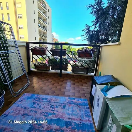 Domus Vincentis Eur -space&light - Center In 20min Daire