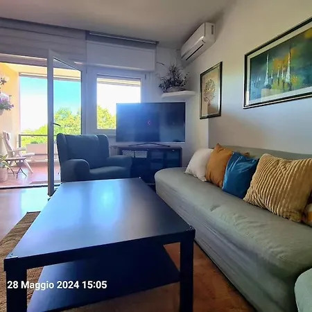 Domus Vincentis Eur -space&light - Center In 20min